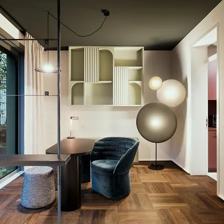 The Garden Suites By Suite030-2
